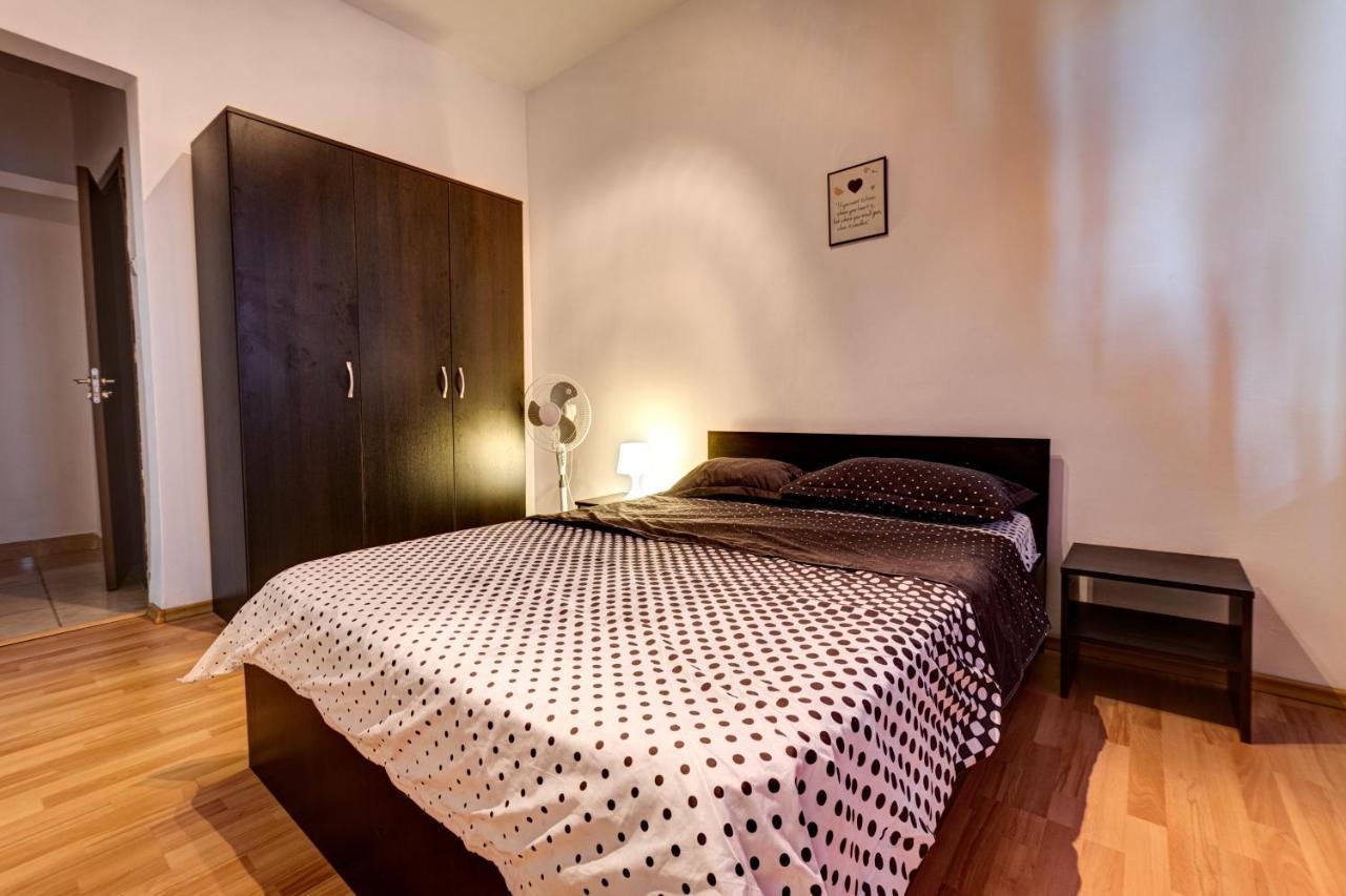 Ultracentral Universitate Apartment Bucarest Exterior foto